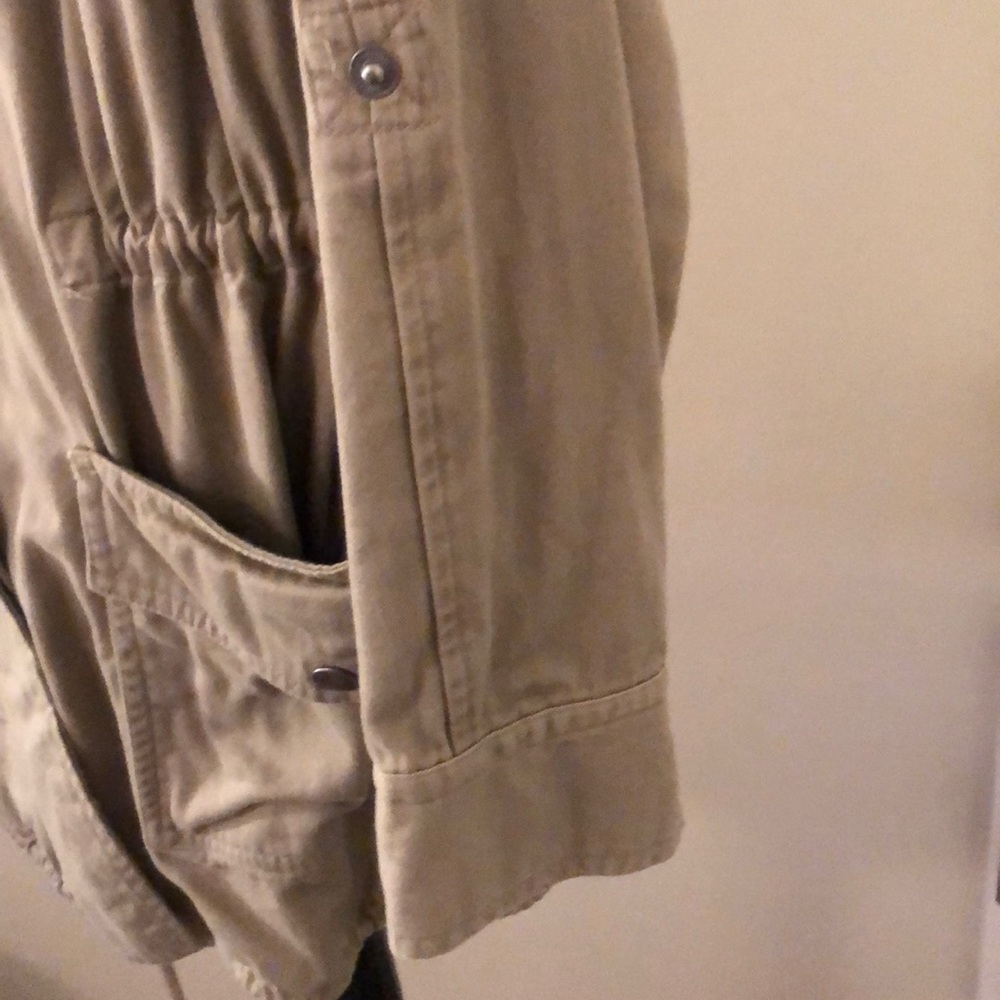 Jacket - Picture 4 of 8